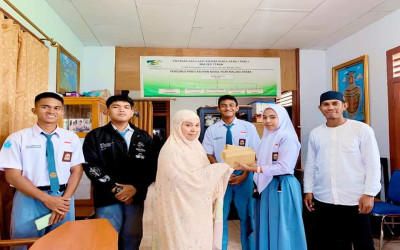 Sedekah Siswa Kelas XII SMAN 8 Kota Ternate (Nazar Kelulusan)